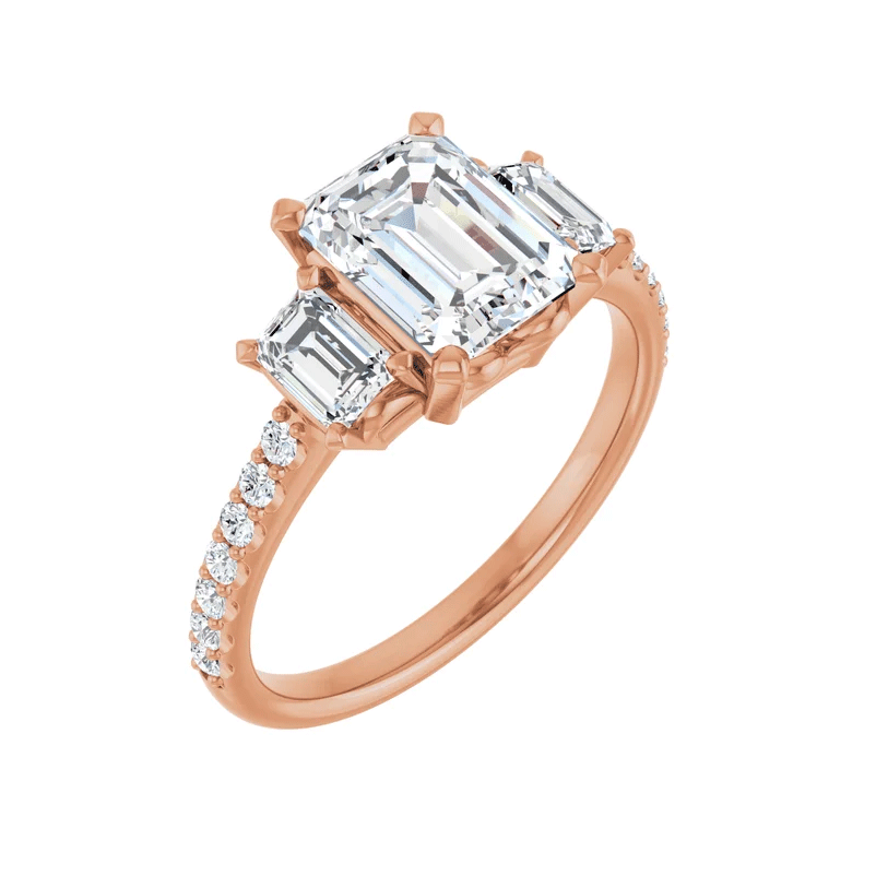 Anillo de compromiso de diamantes de laboratorio de tres piedras de talla esmeralda, 9/10 quilates