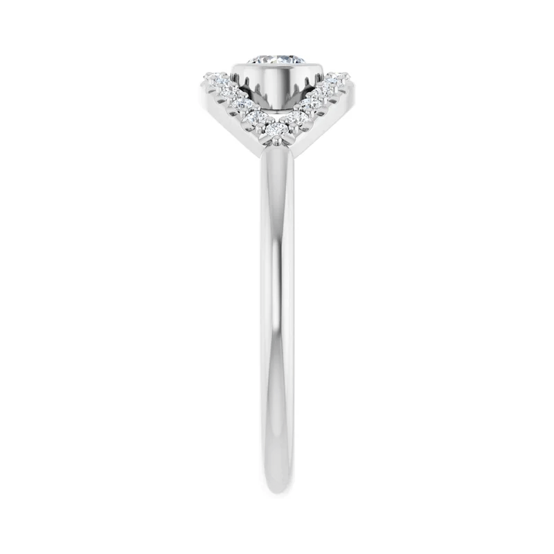 Anillo solitario de diamante de laboratorio de talla Asscher (1/4 ct)